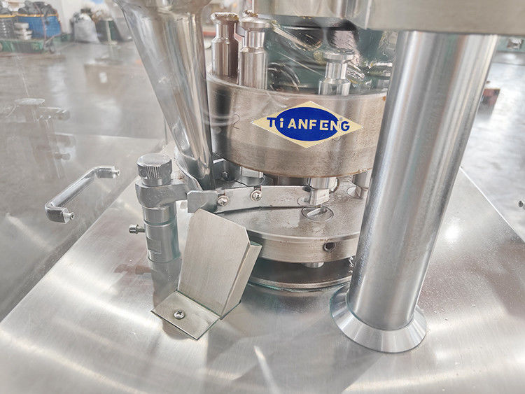 900x800x1800mm 錠剤錠剤プレス機 最大詰め深さ15mmと錠剤厚さ2-6mm