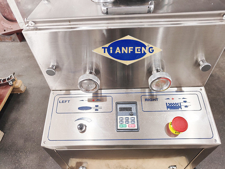 900x800x1800mm 錠剤錠剤プレス機 最大詰め深さ15mmと錠剤厚さ2-6mm