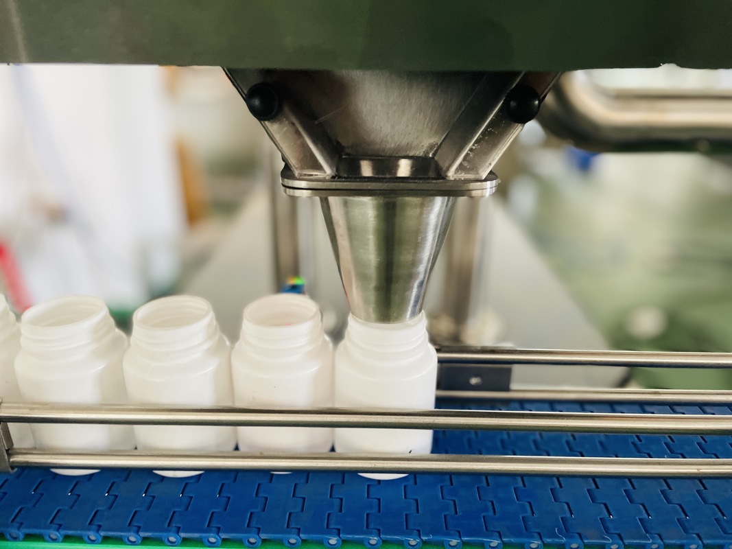 電動駆動式自動充填計数機（50Hz/60Hz電圧、精密充填用）