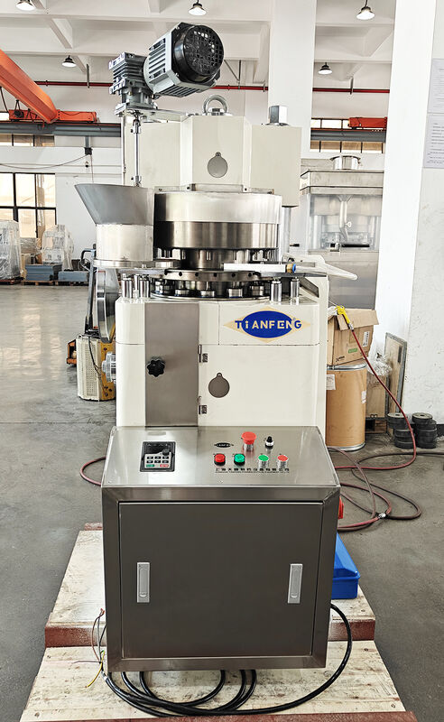 医薬品・栄養補助食品および化学分野における錠剤の大量生産に適したロータリー錠剤プレス機 ZP17B